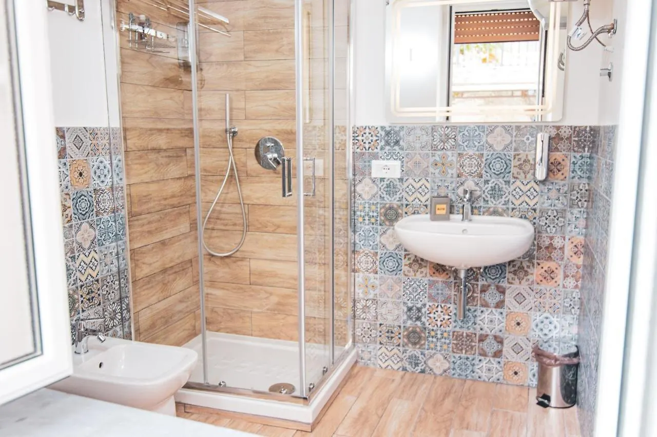 Holiday home Casa Masaniello - Affittacamere Guesthouse In Historical Center Toledo Station Naples Italy